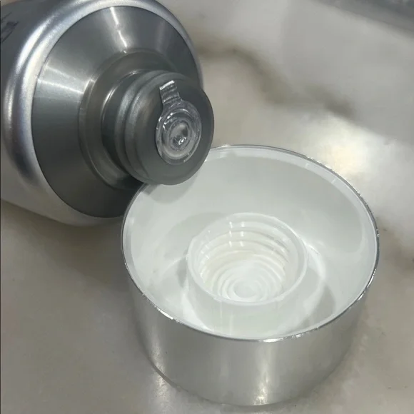 MONAT Studio One Hair Styling Blow Out Cream - Picture 4 of 4